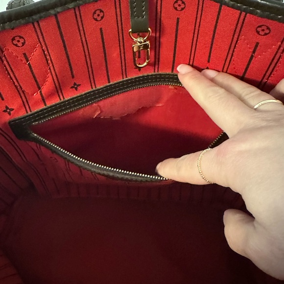 Designer Brown Checkered Tote Bag - Picture 12 of 16